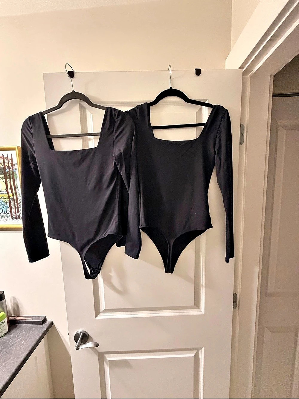 Babaton Squareneck Longsleeve Bodysuits